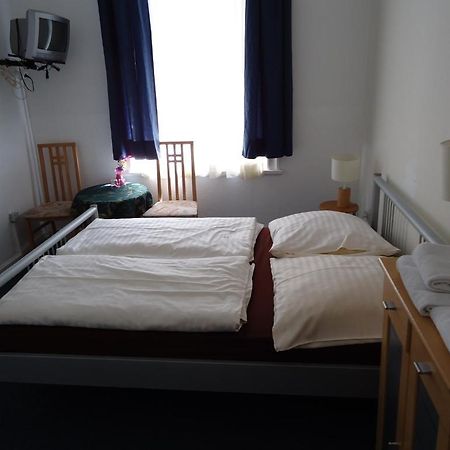 Hotel Garni Nord Hamburg Bagian luar foto