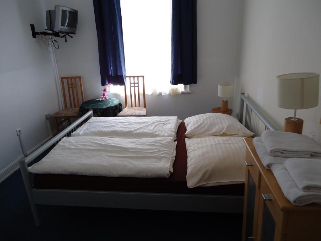 Hotel Garni Nord Hamburg Bagian luar foto