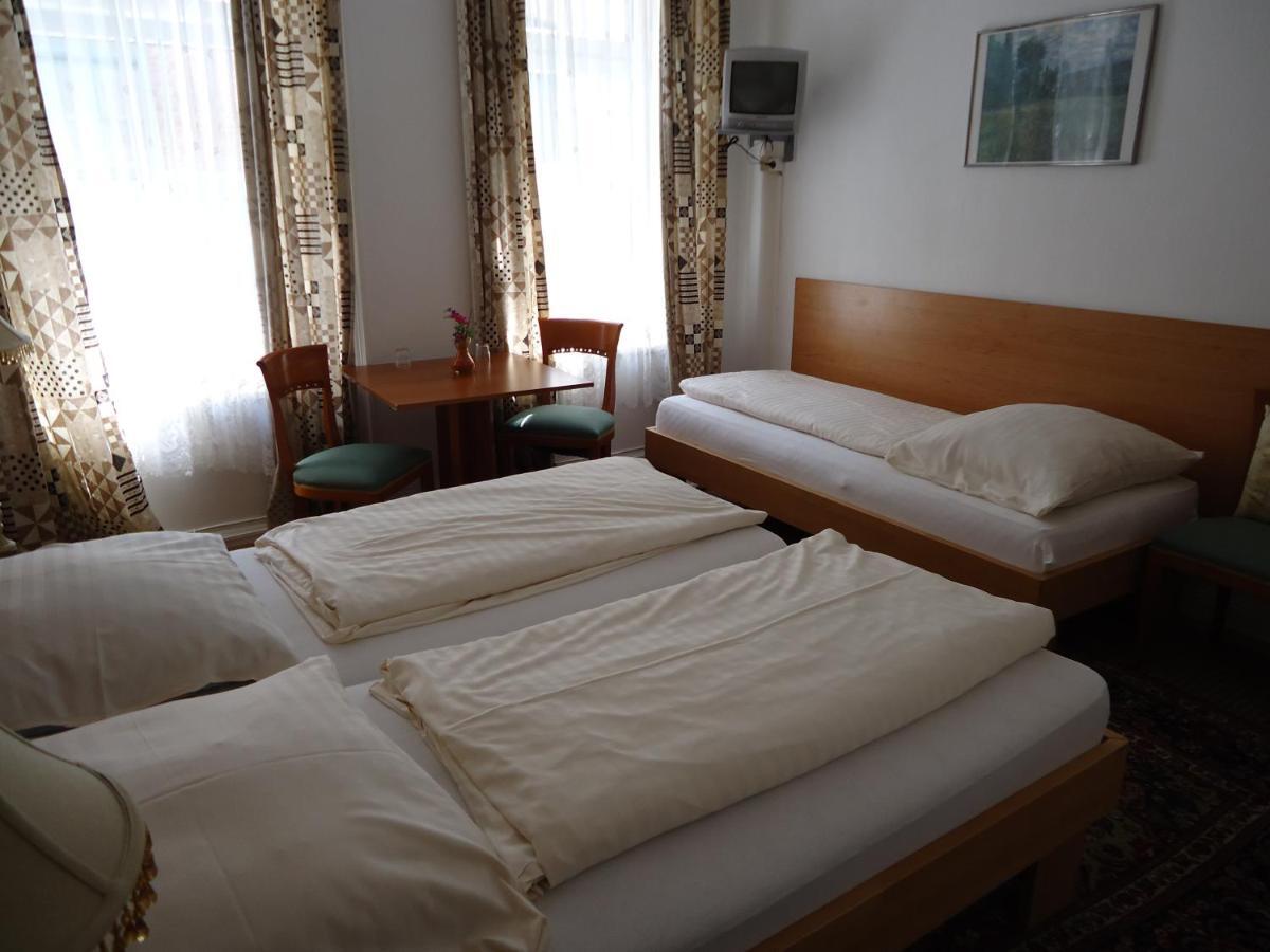 Hotel Garni Nord Hamburg Bagian luar foto
